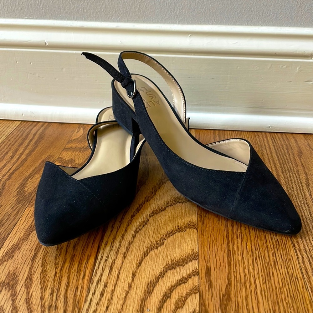 Naturalizer Frisco sling back kitten heel